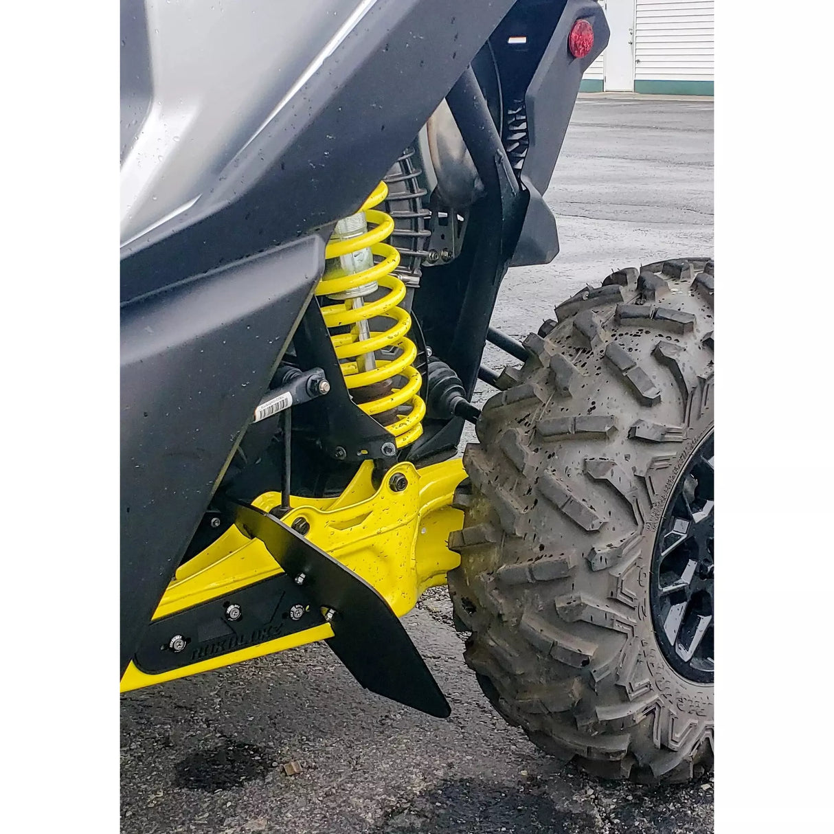 64" CAN-AM MAVERICK X3 2017+ TRAILING ARM GUARDS - Black